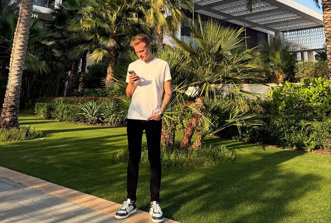 Oleksandr Orlovskyi working on vacation
